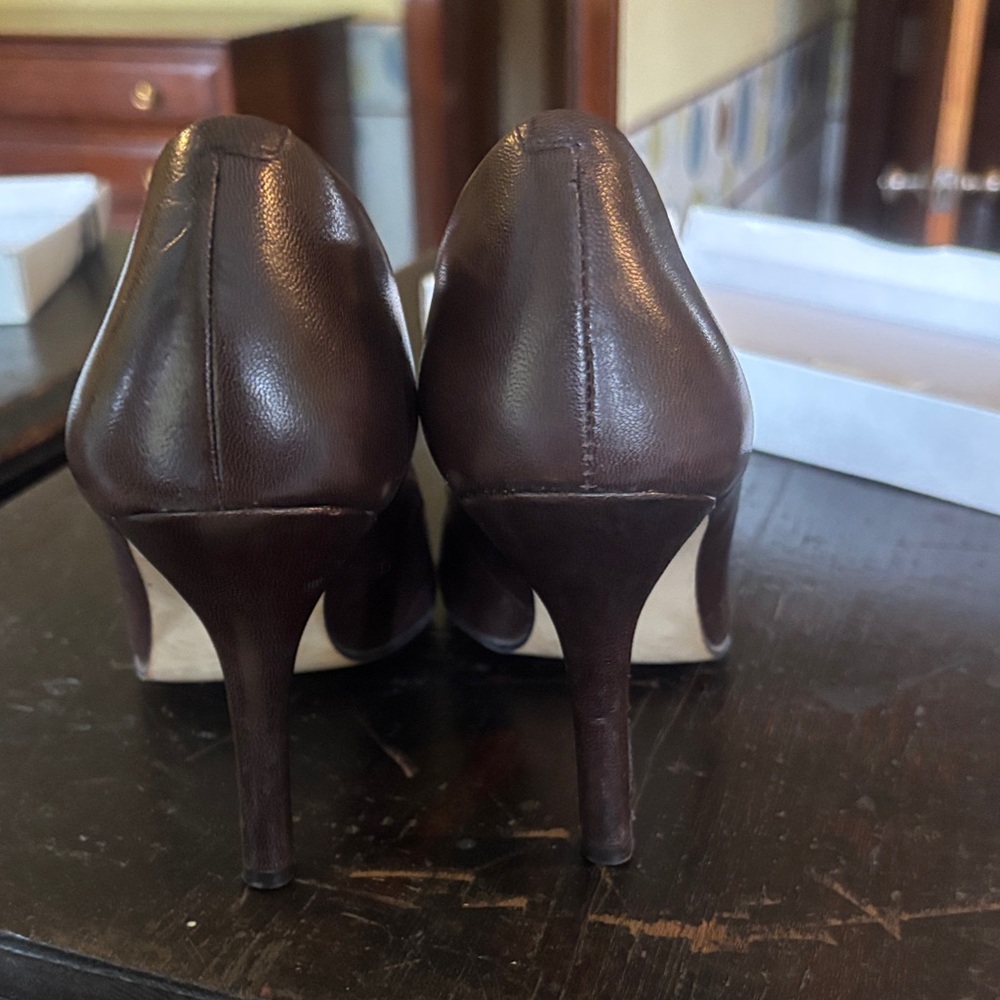 Nine West Dark Brown Women's Heels Leather - Picture 8 of 9